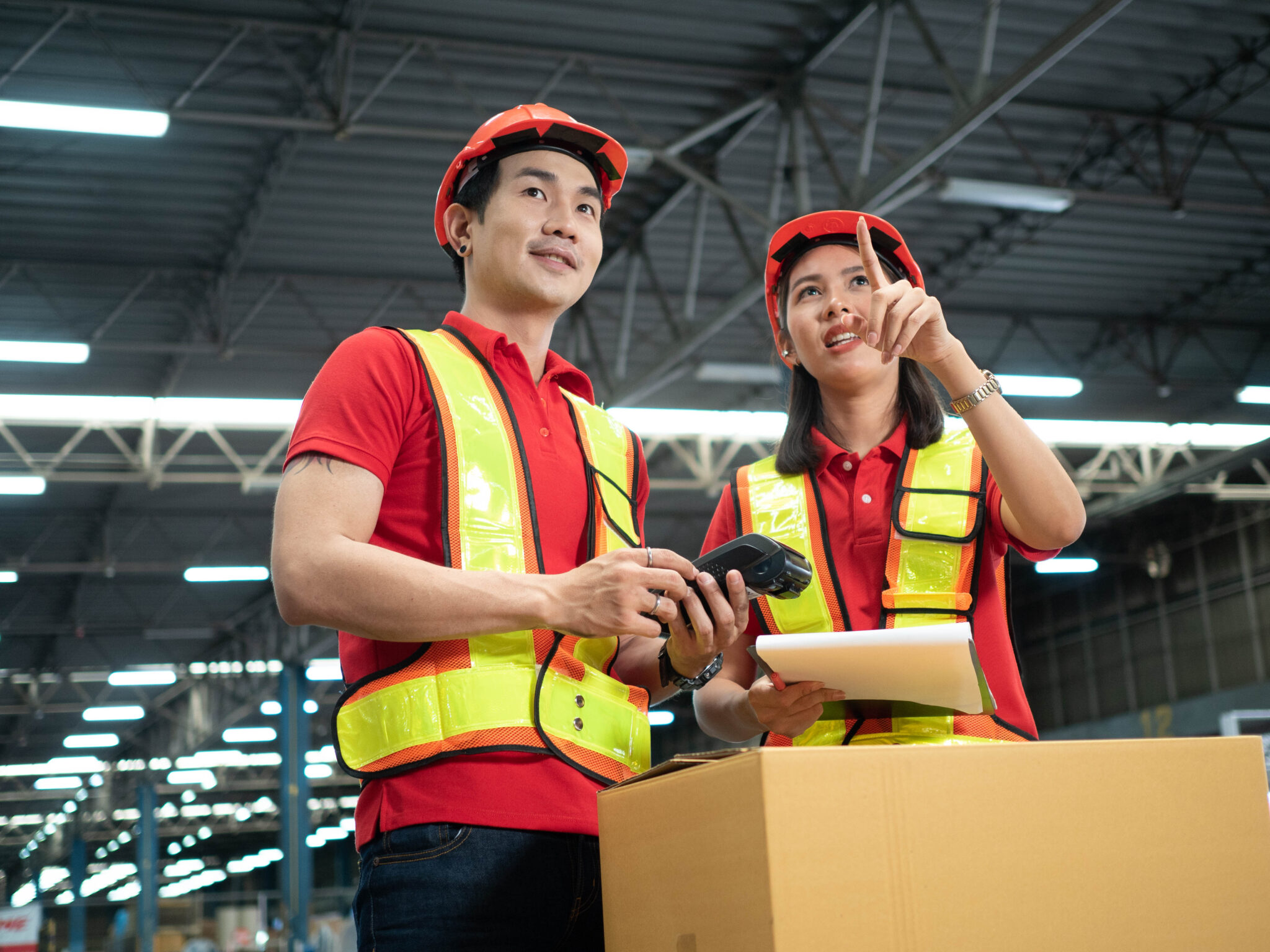 Trabajadores de una empresa logística dedicada al Fulfillment en EE.UU.